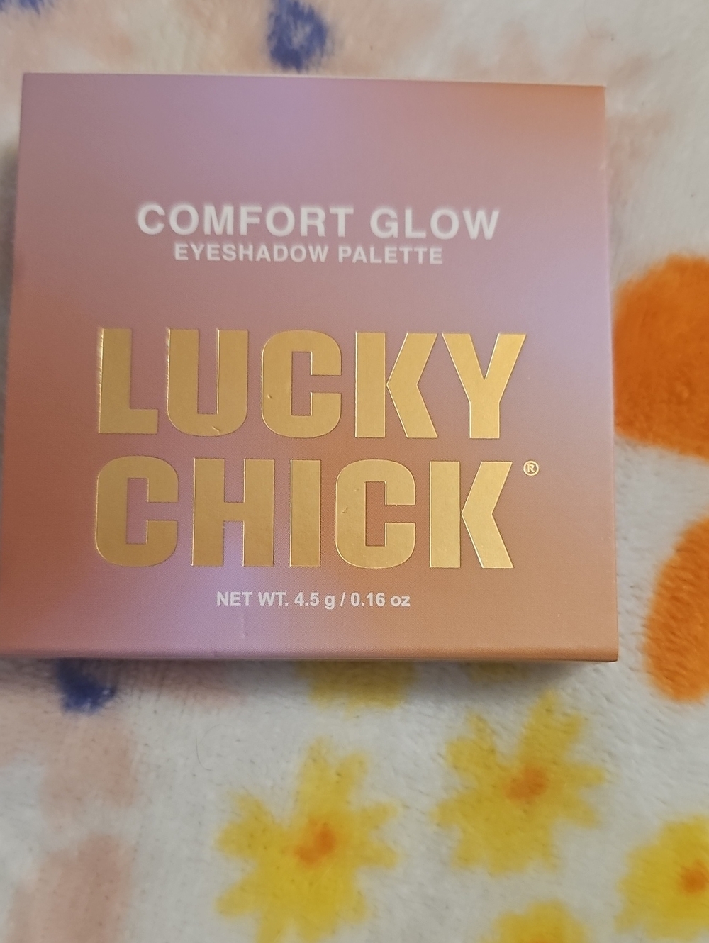 Lucky Chick Comfort Glow Eyeshadow Palette — Rose Gold